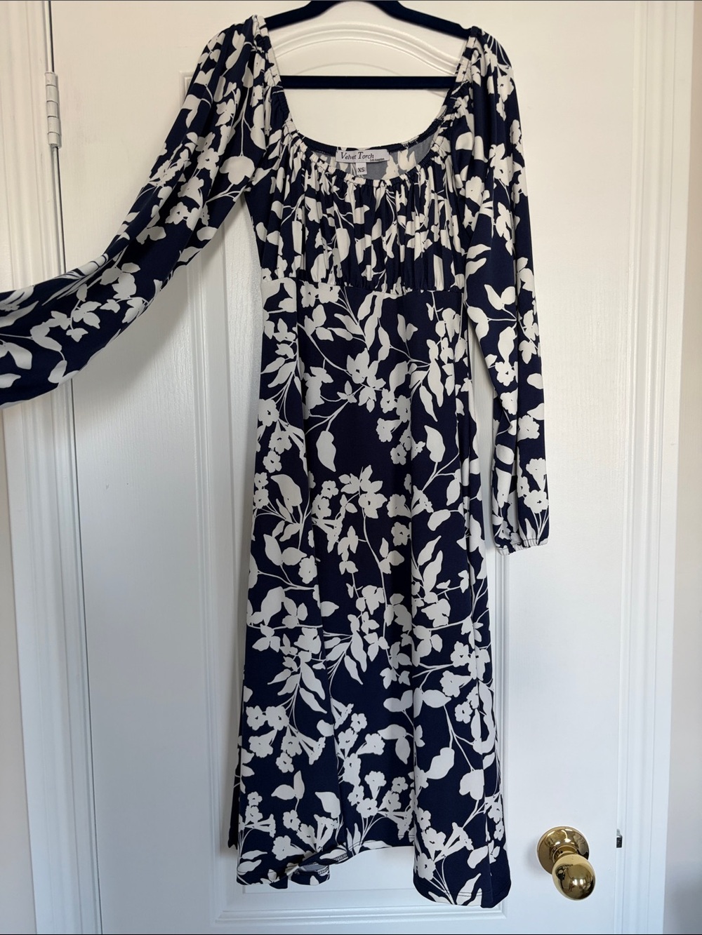 Velvet Torch Navy and White Floral Long-Sleeve Dress